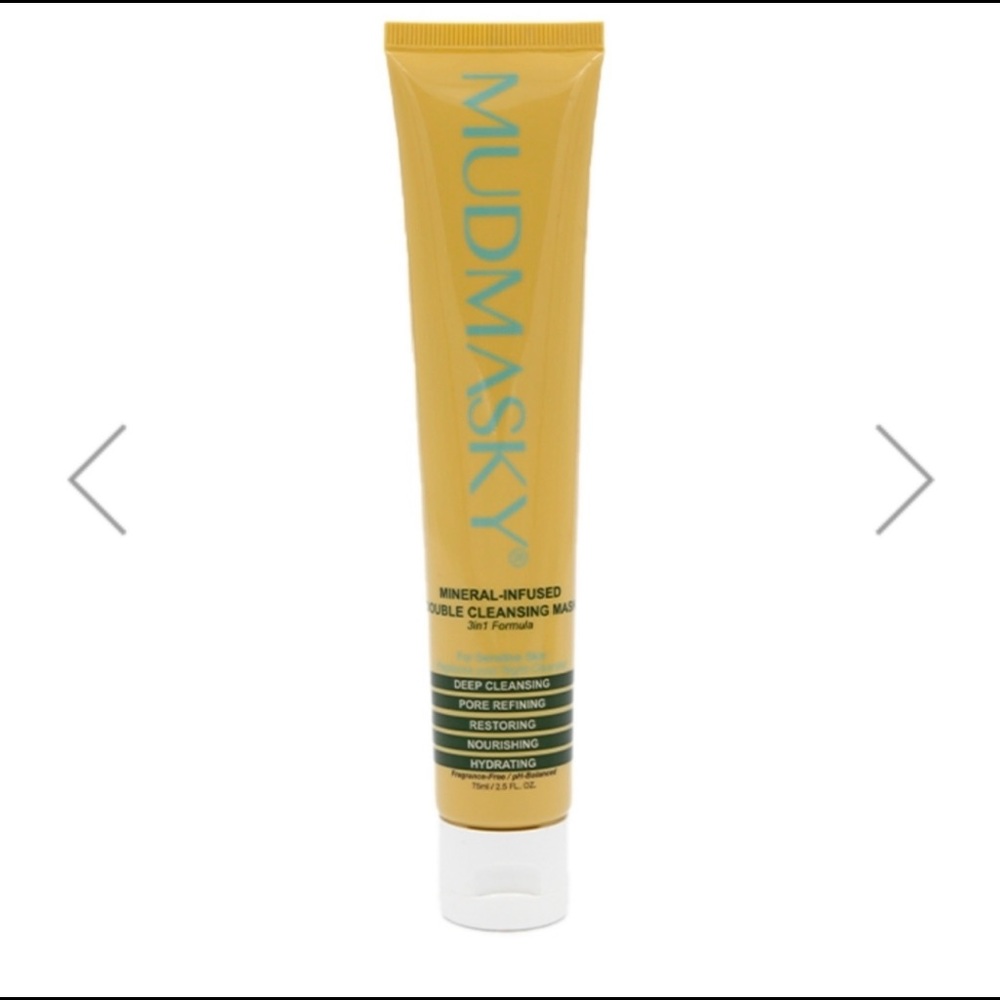 🚨SOLD🚨 Mudmasky double cleansing mask 3in1